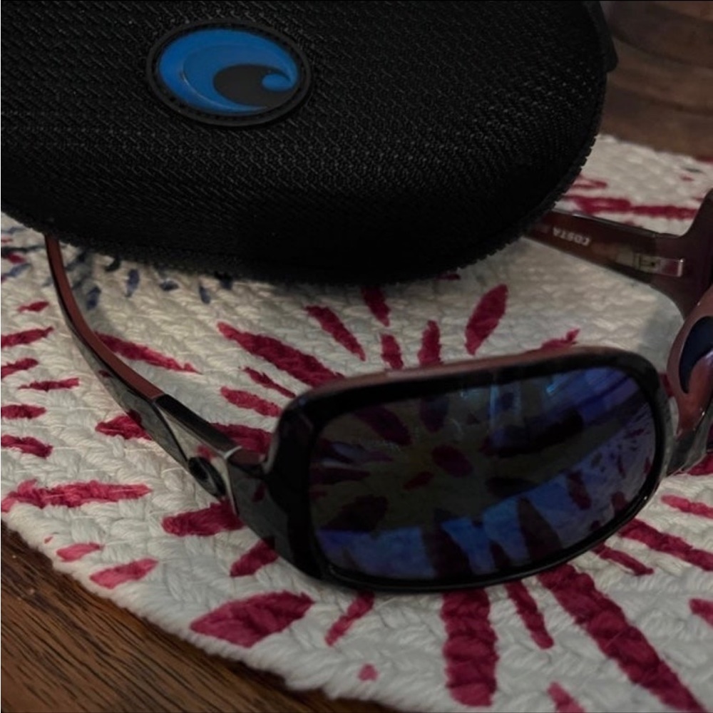 Costa Del Mar woman sunglasses Isabella